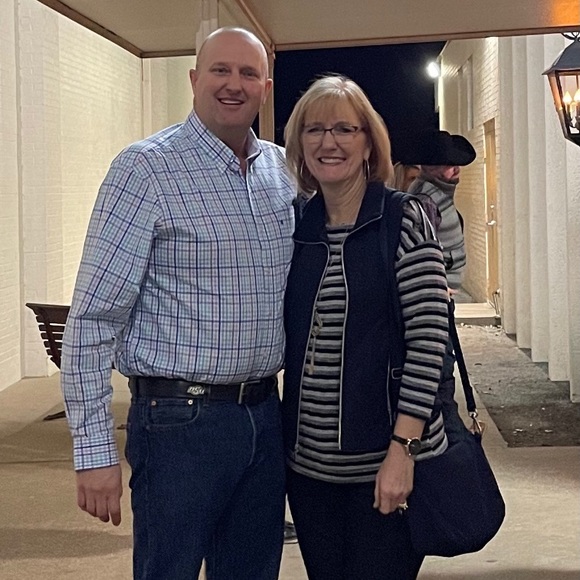 Meet your Posher, Tammy - Picture 1 of 2